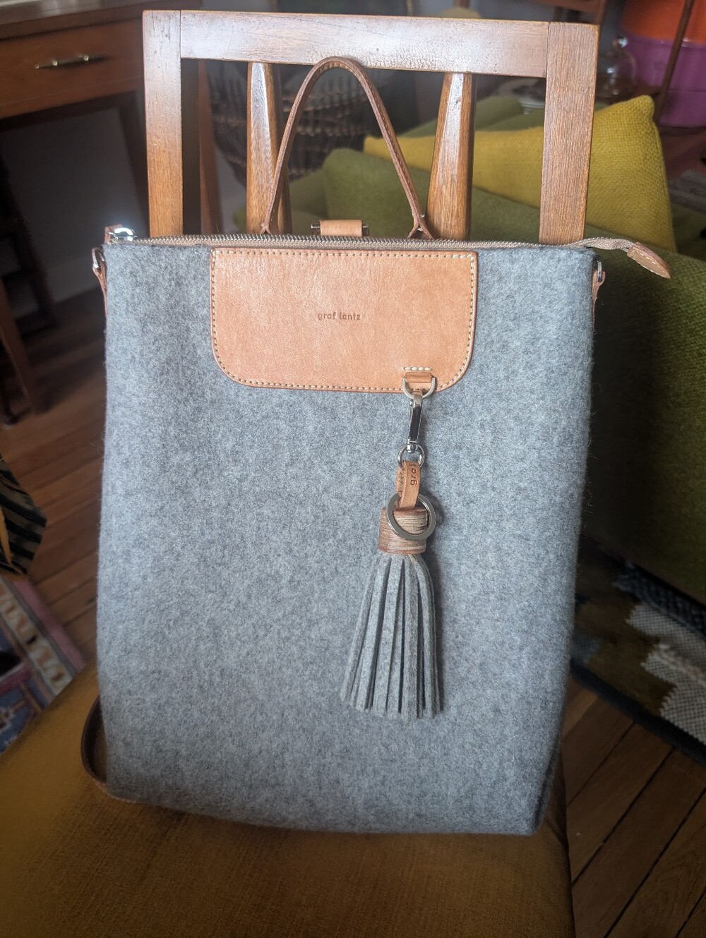 Graf Lantz Bedford Backpack With Keychain